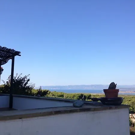 بيت للعطل Cala Lunga Holiday كارلوفورتي
