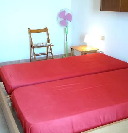 Cala Lunga Holiday كارلوفورتي
